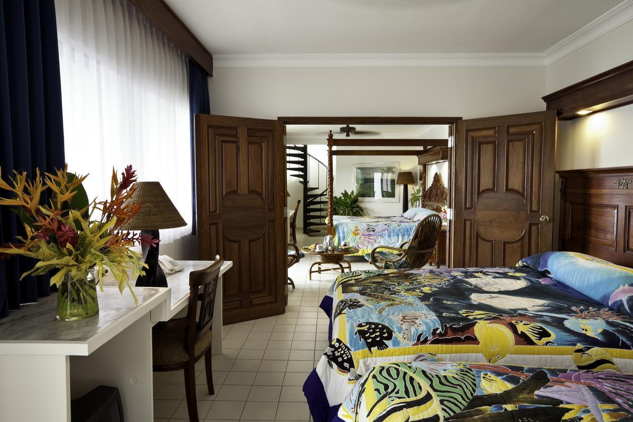 Manta Ray Bay Resort Colonia Luaran gambar